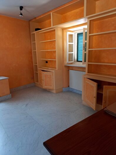 Appartamento con 5 locali in affitto in Via Verdi b, Carrara