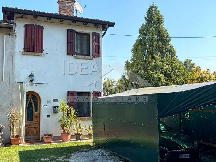 Casa trilocale in vendita in Via Imperiale, Mortizzuolo Ponte San Pellegrino, Mirandola