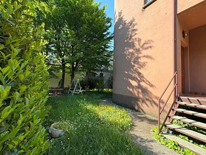 Appartamento con 5 locali in vendita in Via Mascagni, Desio