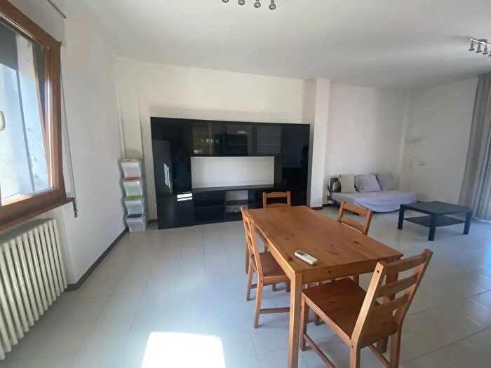 Appartamento trilocale in vendita in Riviera dei Ponti Romani, Padova
