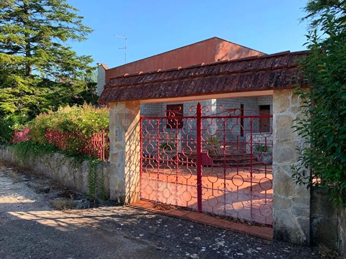 Casa quadrilocale in vendita in Monopoli