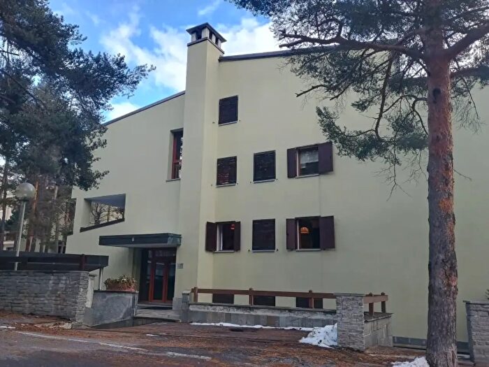 Appartamento con 5 locali in vendita in Via Amprimo, Bardonecchia
