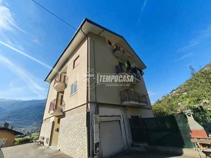Appartamento quadrilocale in vendita in Frazione Montan, Sarre