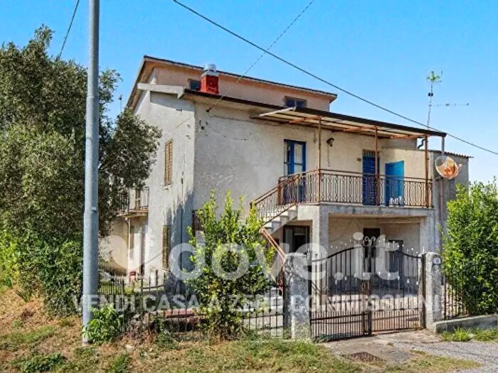 Casa con 6 locali in vendita in Via Pirillo Inferiore, Soveria Mannelli