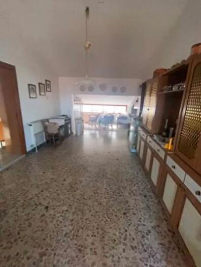 Casa con 6 locali in vendita in Via Nazionale, Villanova Monteleone