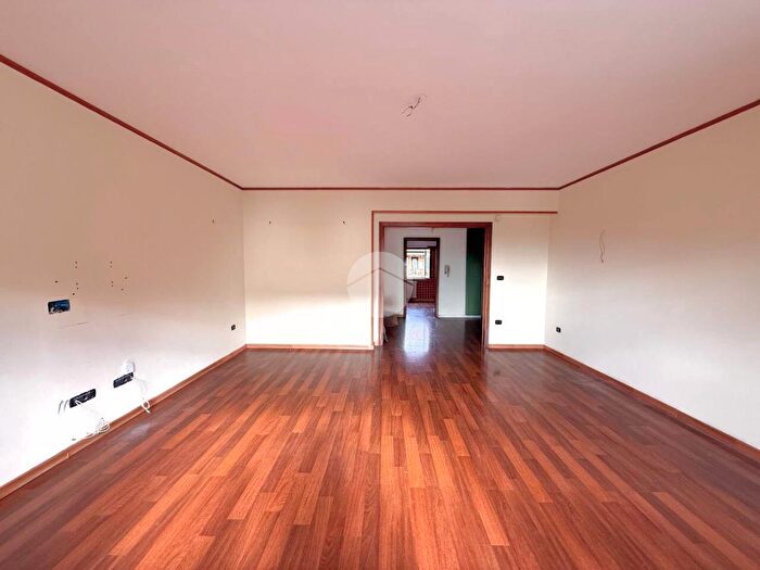 Appartamento quadrilocale in vendita in Via Francesco Petrarca, Caserta