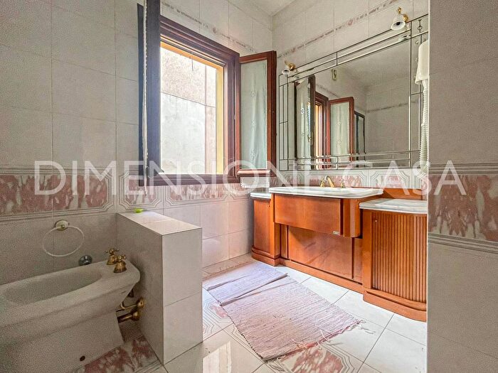 Casa in vendita in Rolo