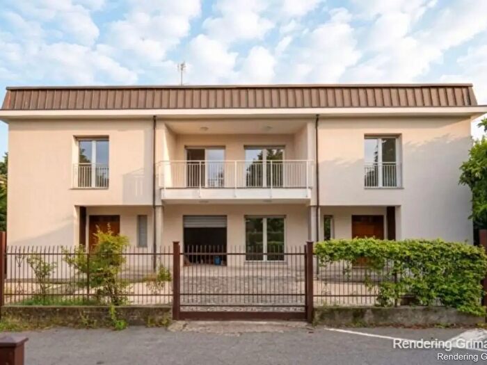 Casa con 8 locali in vendita in Via Machiavelli, Lesmo