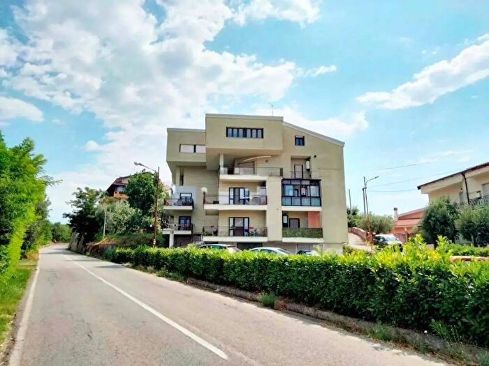 Appartamento trilocale in vendita in Via Specola Snc, Dipignano