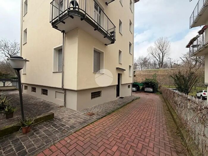 Appartamento trilocale in vendita in Viale Duca Alessandro, Parma