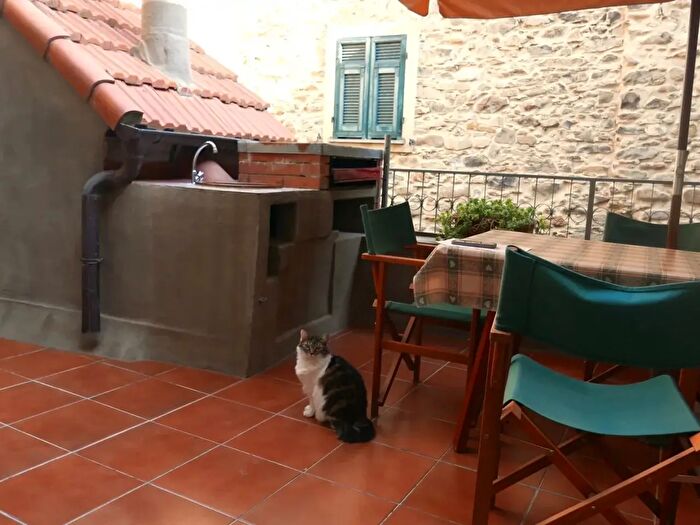 Appartamento bilocale in vendita in Via Castello, Dolceacqua