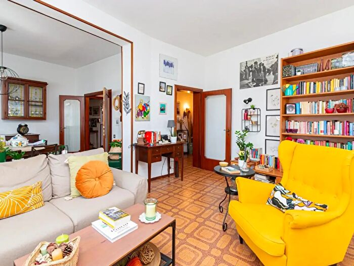 Appartamento con 5 locali in vendita in Pontedera