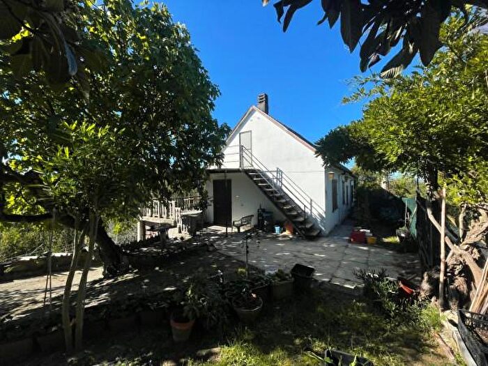 Casa con 5 locali in vendita in Via Lame, Canale