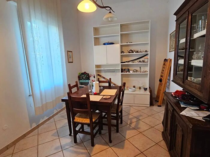 Casa con 6 locali in vendita in Via Marani, Ravenna