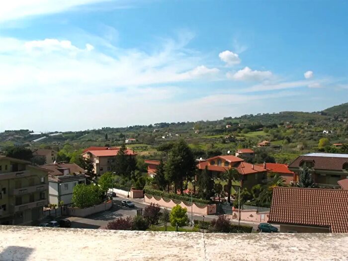 Appartamento quadrilocale in vendita in Via Antonio Gramsci, Lanuvio
