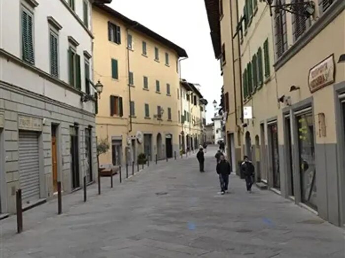 Appartamento con 7 locali in vendita in Pontassieve