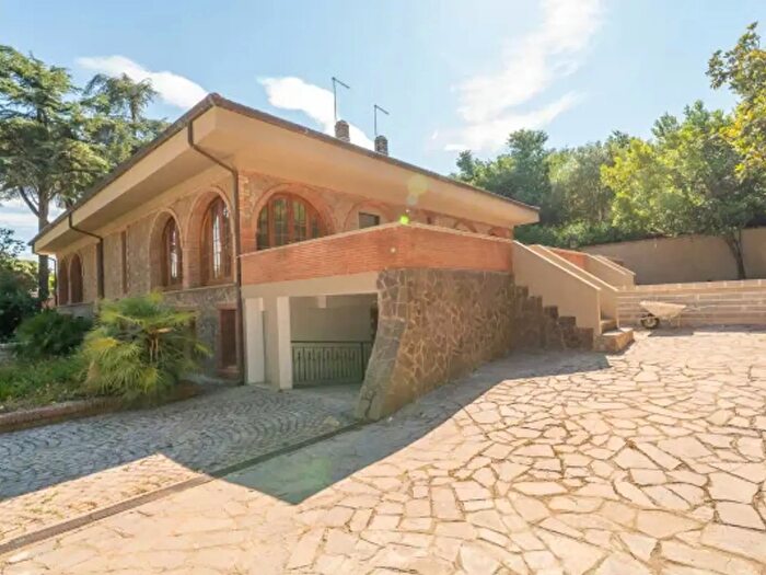 Casa con 5 locali in vendita in Via Vicinale della Macchia, Rocca Di Papa