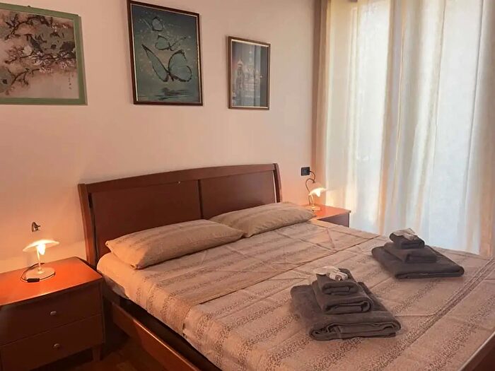 Appartamento monolocale in affitto in Via Martiri del Lavoro di Marcinelle, Peschiera Del Garda