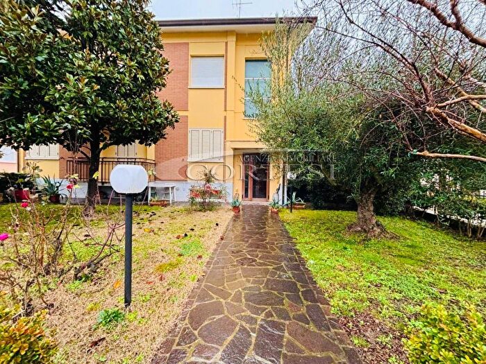 Appartamento trilocale in affitto in Via Cimabue, Poderino Trave, Fano