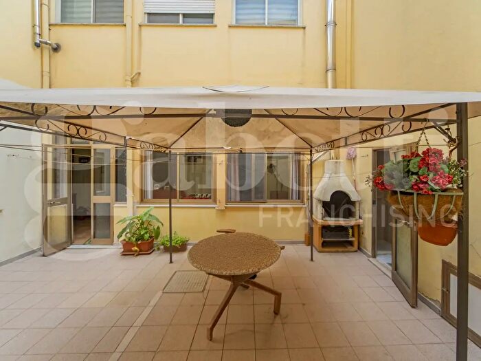 Appartamento trilocale in vendita in Via Cicerone Snc, Monserrato