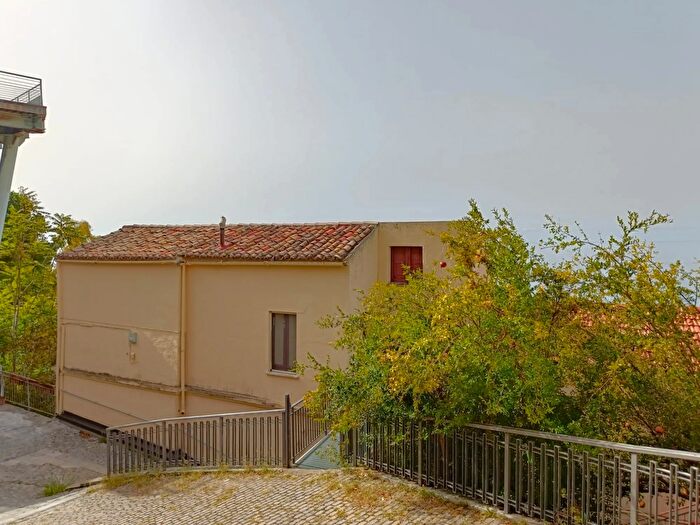 Appartamento trilocale in vendita in Acquappesa