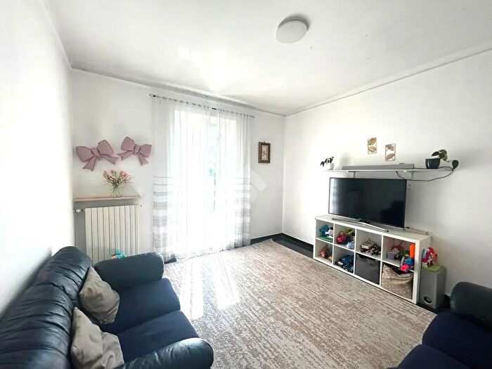 Appartamento quadrilocale in vendita in Via Richino Agostino, Serra Ricco