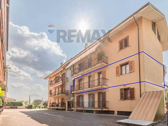 Appartamento trilocale in vendita in Via Barazze, Centro, Cossato