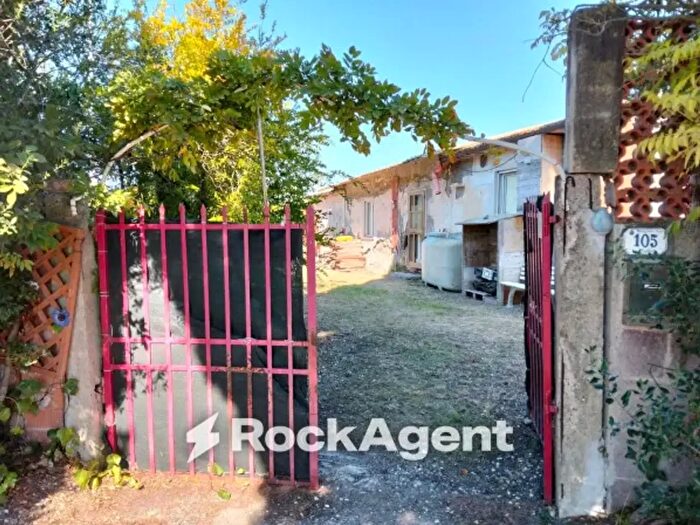 Casa trilocale in vendita in Stradone del Pipistrello, Rosignano Marittimo