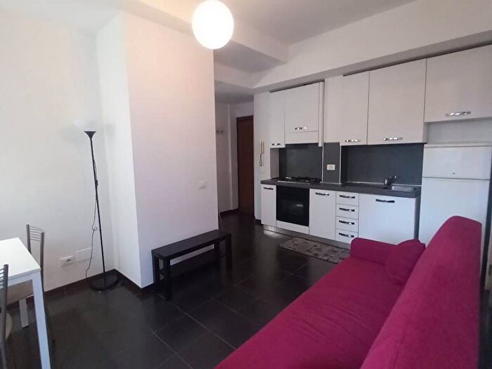 Appartamento bilocale in affitto in Via Gaetano Strambio, Città Studi, Milano