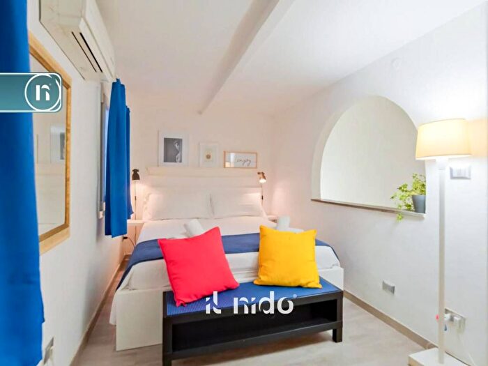 Appartamento bilocale in affitto in Via dei Servi, Duomo, Firenze