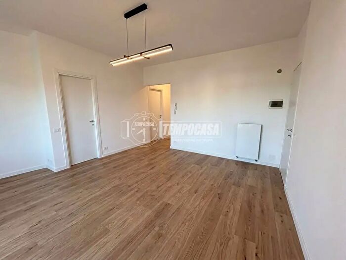 Appartamento trilocale in vendita in Villa Guardia