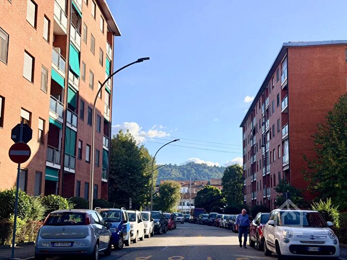 Appartamento trilocale in vendita in Via Quattro Novembre, Chivasso