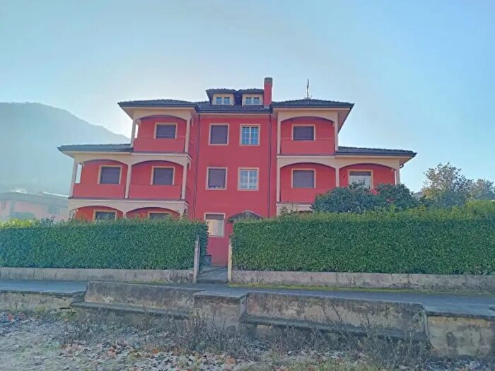 Appartamento con 5 locali in vendita in Corso Roma, Gravellona Toce