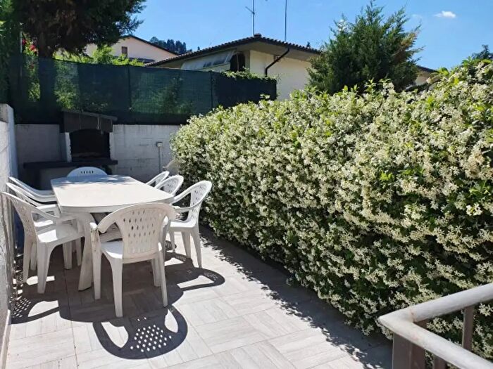 Appartamento con 5 locali in vendita in Via delle Selve, Lastra A Signa