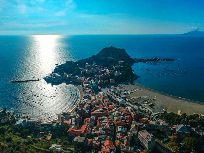 Appartamento bilocale in affitto in Corso Cristoforo Colombo, Centro, Sestri Levante