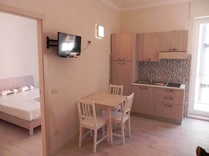 Appartamento monolocale in affitto in Bari