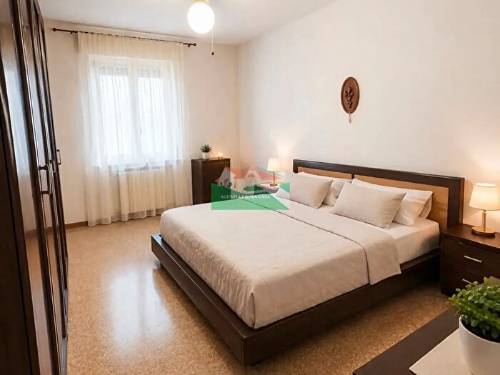 Appartamento quadrilocale in vendita in Via Epaminonda Farini, Ravenna