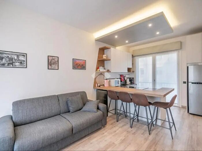 Appartamento bilocale in vendita in Via Vespucci, Garda