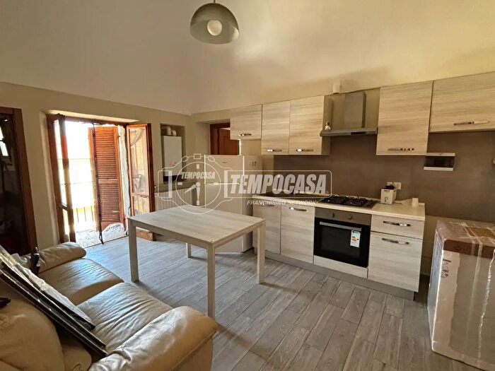 Appartamento trilocale in affitto in Via Giovanni Lanza, Casale Monferrato