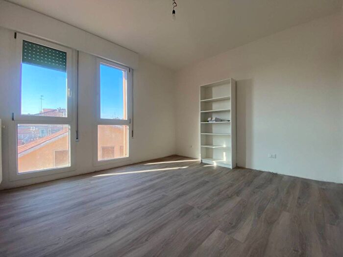 Casa con 5 locali in affitto in Via San Biagio, Santa Sofia Altinate, Padova