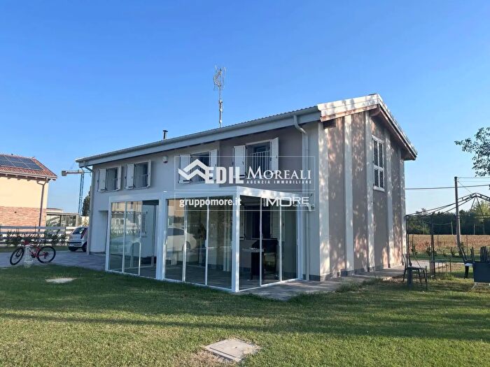 Casa con 8 locali in vendita in San Giovanni In Persiceto
