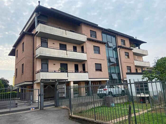 Appartamento bilocale in affitto in Via Merano, Beata Giuliana, Busto Arsizio