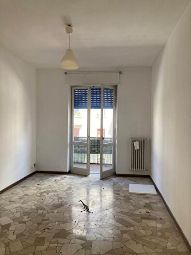 Appartamento trilocale in vendita in Via Nera, Milano