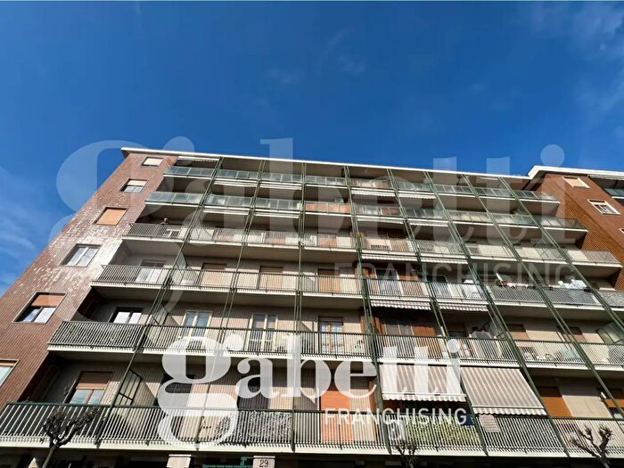 Appartamento bilocale in vendita in Via Luzzatti, Torino