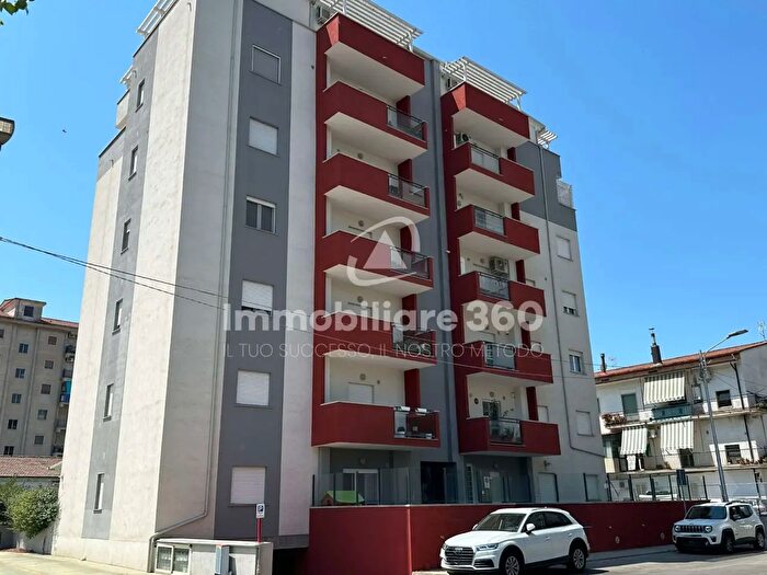 Appartamento trilocale in vendita in Via Fratelli Sprovieri, Cosenza