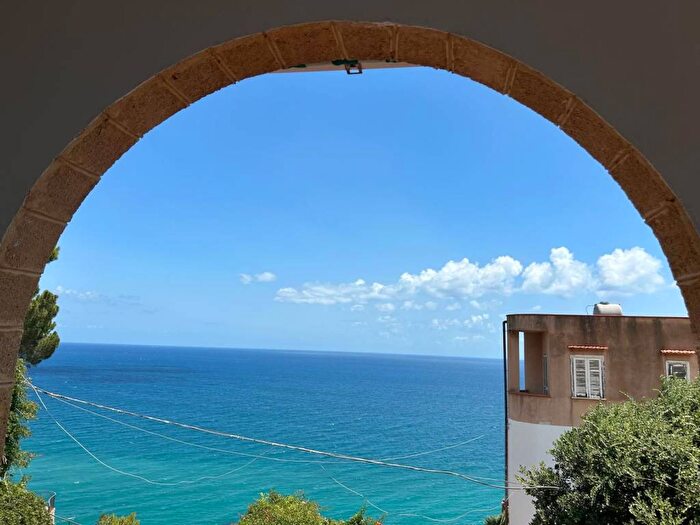 Casa con 5 locali in affitto in SS, Torre Colonna Sperone, Altavilla Milicia