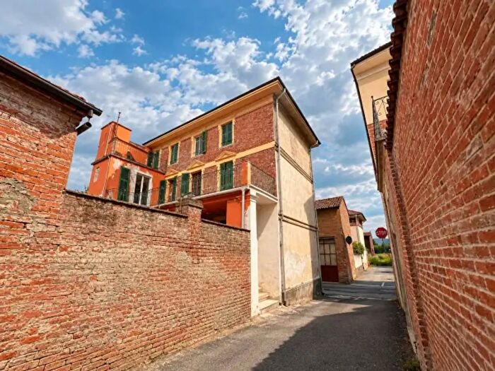 Casa con 6 locali in vendita in Via Costa, Castelnuovo Bormida