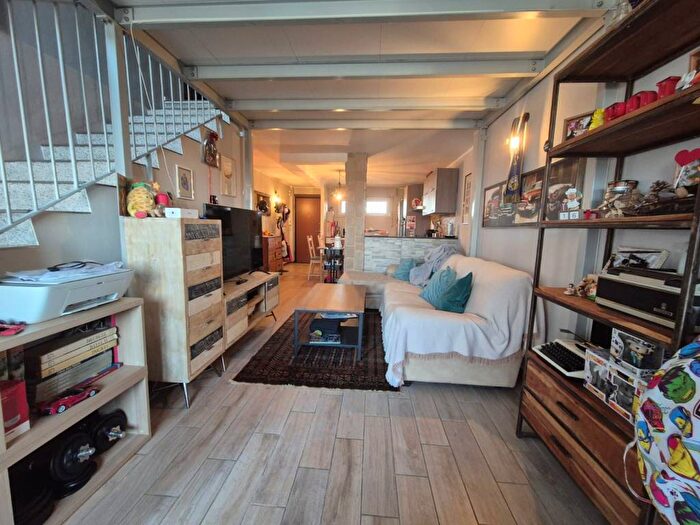 Appartamento trilocale in affitto in Via Val Pellice, San Siro, Milano