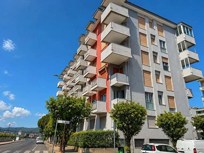 Appartamento con 5 locali in vendita in Via dei Mille, Andora