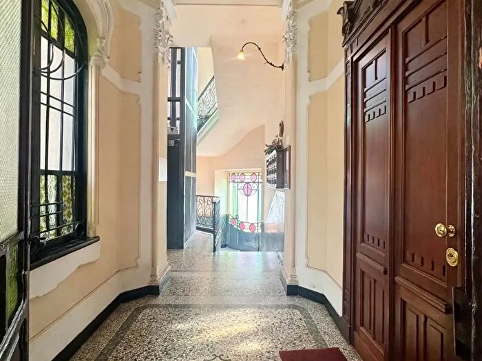 Appartamento con 5 locali in vendita in Torino